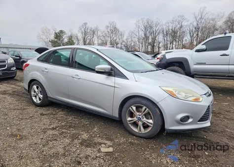 2014 Ford Focus Se z USA, uszkodzony, nr VIN 1FADP3F25EL104695